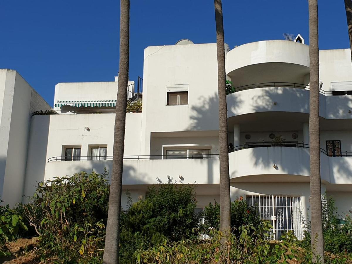 Estepona Golf Apartment Bagian luar foto