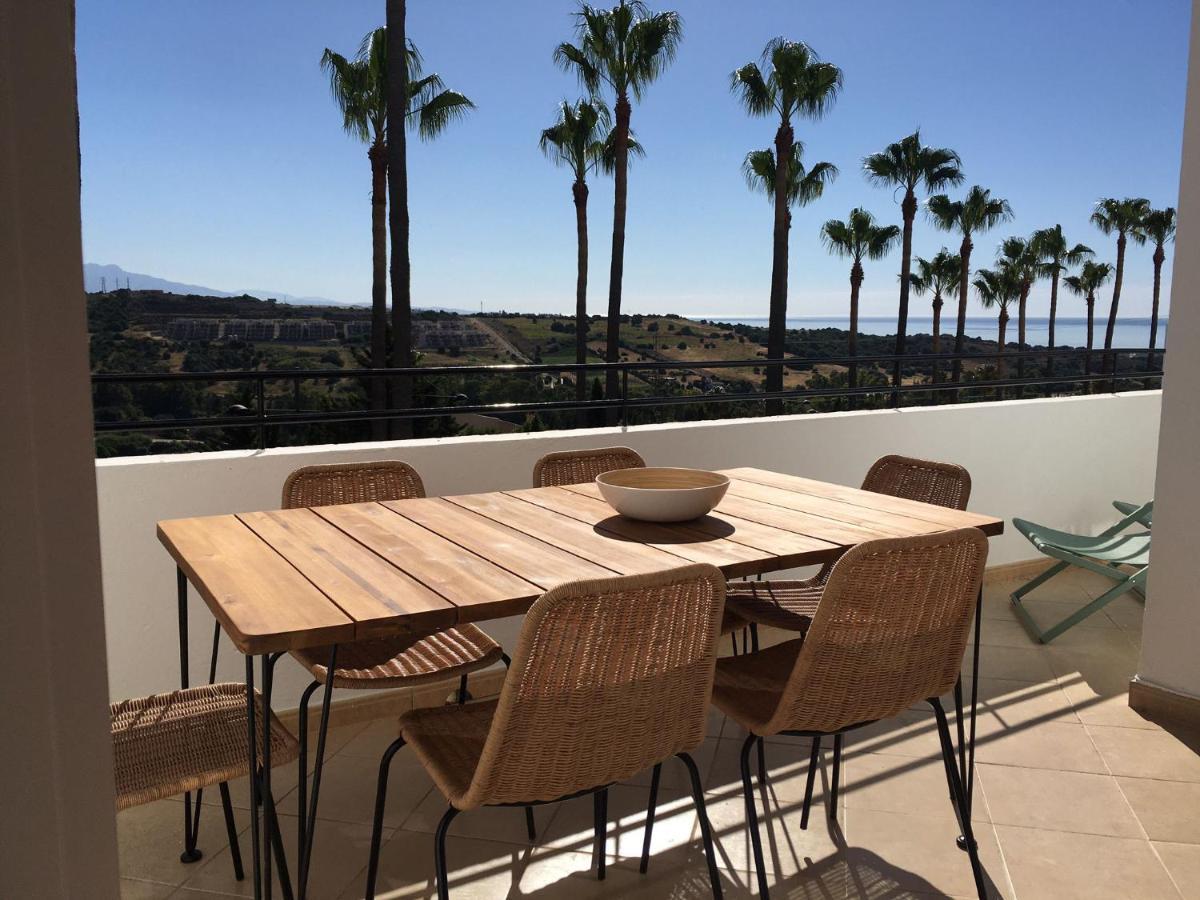 Estepona Golf Apartment Bagian luar foto